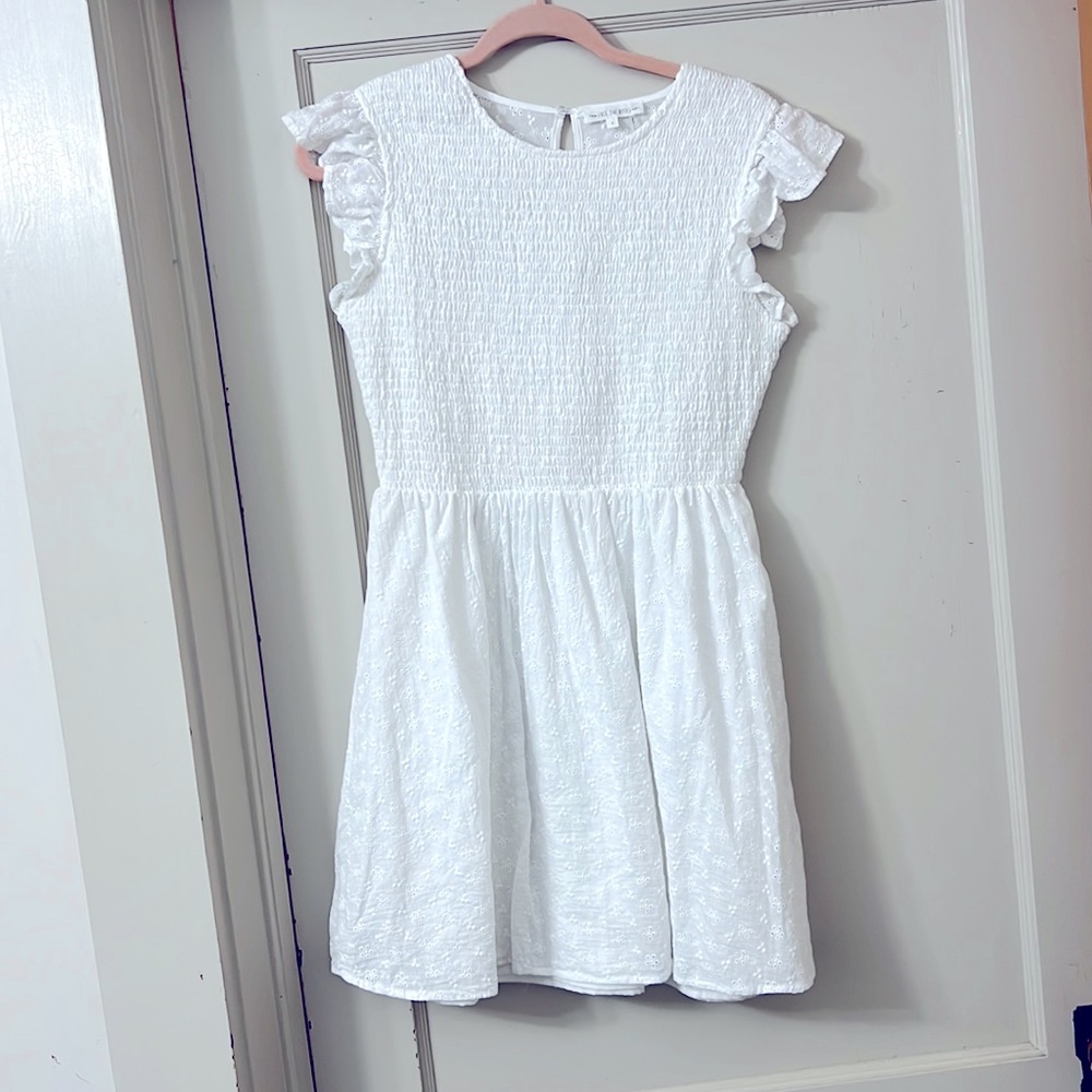 NWOT Free The Roses White Ruffle Sleeve Eyelet Dress
